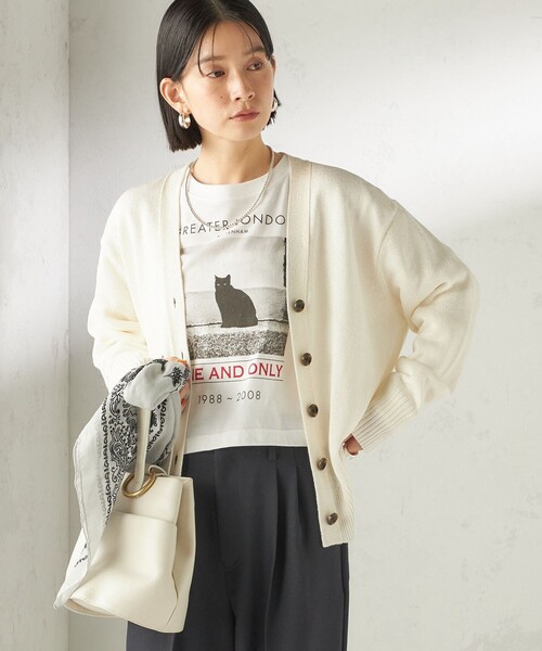 SHIPS（シップス）の「〈手洗い可能〉ブライト ペーパー Vネック ニット カーディガン（カーディガン/ボレロ・レディース・オフホワイト/ネイビー/グリーン・ONE SIZE）」の5枚目の写真