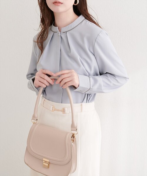 natural couture（ナチュラルクチュール）の「スタンドカラーパイピングブラウス（シャツ/ブラウス・レディース・オフホワイト/ベージュ/ネイビー/サックスブルー・FREE）」の19枚目の写真