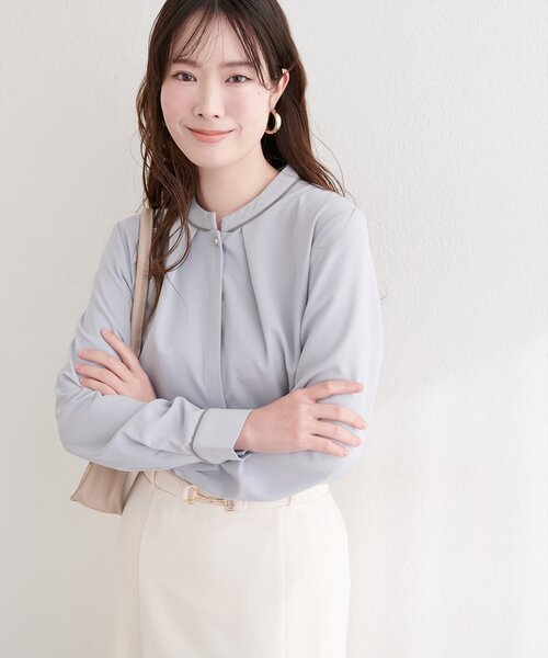 natural couture（ナチュラルクチュール）の「スタンドカラーパイピングブラウス（シャツ/ブラウス・レディース・オフホワイト/ベージュ/ネイビー/サックスブルー・FREE）」の18枚目の写真