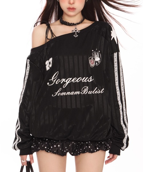GEMEDA(ジェメダ)の「【26春新作】スポカジュワンショルプルオーバー(Tシャツ/カットソー・レディース・レッド/ブラック・M)」の6枚目の写真