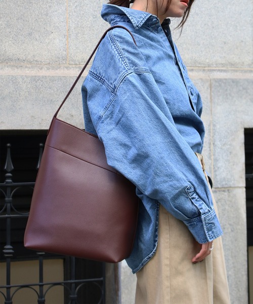 Scrap Book（スクラップブック）の「【atneK AND Scrap Book】アシンメトリーショルダー（ショルダーバッグ・レディース・ブラウン/ブラック・FREE）」の3枚目の写真