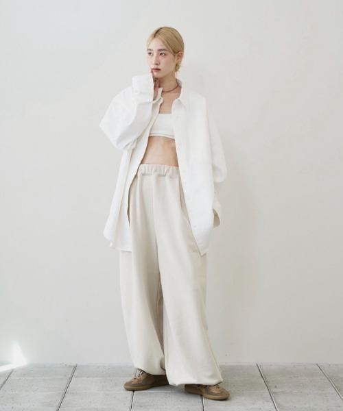 TODAYFUL（トゥデイフル）の「Cottontwill Over Shirts（シャツ/ブラウス・レディース・ホワイト/ブラック・FREE）」の22枚目の写真