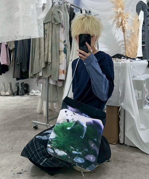 Never mind the XU / Chikashitsu+（ネバーマインド ザ エックスユー / チカシツプラス）の「【Nerd out XU】gingham check design layered long sleeve / 【ナードアウトエックスユー】ギンガムチェックデザインレイヤード長袖Tシャツ <着用動画あり>（Tシャツ/カットソー・メンズ・ネイビー・M/XXL）」の14枚目の写真
