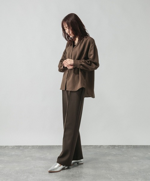 GLOBAL WORK(グローバルワーク)の「スキッパーブラウス長袖/601062(シャツ/ブラウス・レディース・ブラウン系その他6/ブラック系その他/ホワイト/ストライプ・MEDIUM/LARGE)」の14枚目の写真