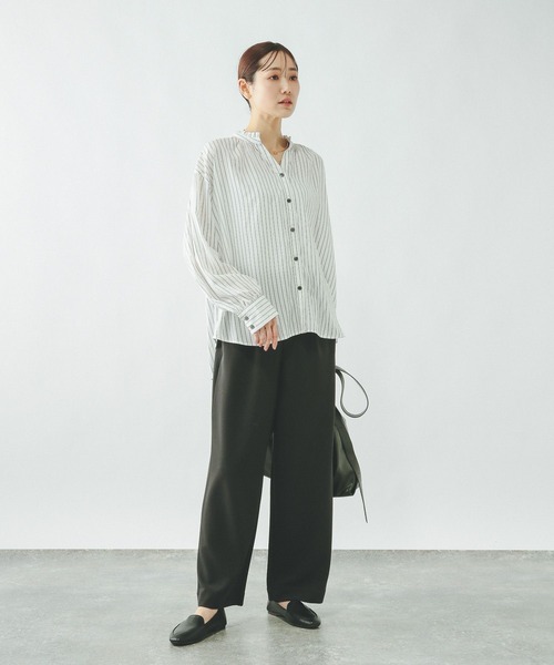 GLOBAL WORK(グローバルワーク)の「スキッパーブラウス長袖/601062(シャツ/ブラウス・レディース・ブラウン系その他6/ブラック系その他/ホワイト/ストライプ・MEDIUM/LARGE)」の18枚目の写真