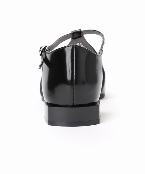 GRISE（グリーズ）の「GRISEナロースクエアコンビTストラップセパレートフラット（その他シューズ・レディース・ブラック/アイボリー・23cm/22.5cm/22cm/25cm/24.5cm/24cm/23.5cm）」の8枚目の写真