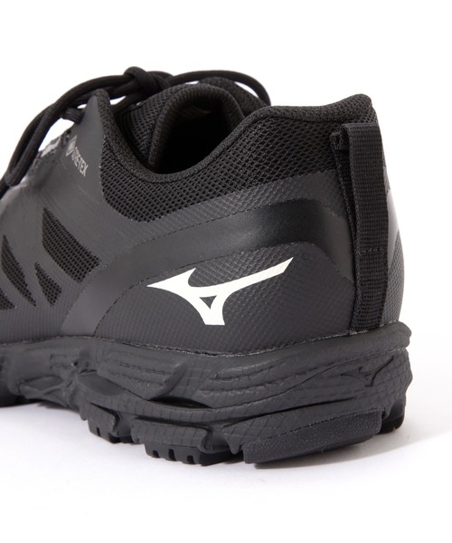 MARGARET HOWELL（マーガレットハウエル）の「V2 Gore-Tex HIKING SHOE（スニーカー・メンズ・ブラック・28/27.5/27/26.5/26/25.5）」の7枚目の写真