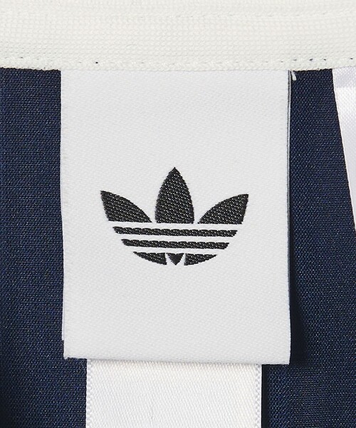 adidas Originals(アディダスオリジナルス)の「【別注】<adidas Originals>フットボール ジャージ トップス(Tシャツ/カットソー・レディース・ネイビー/ダークグレー・S/XS)」の7枚目の写真