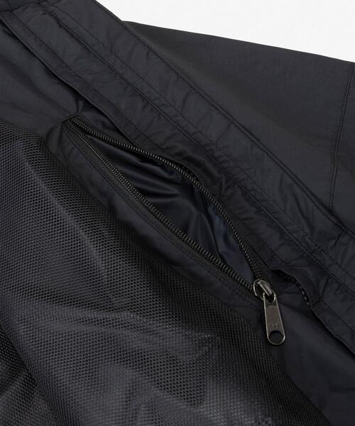 THE NORTH FACE(ザノースフェイス)の「THE NORTH FACE CHIMNEY WIND JACKET(マウンテンパーカー・メンズ・ブラック/グレー/パープル/アイボリー・MEDIUM/X-LARGE/LARGE)」の11枚目の写真