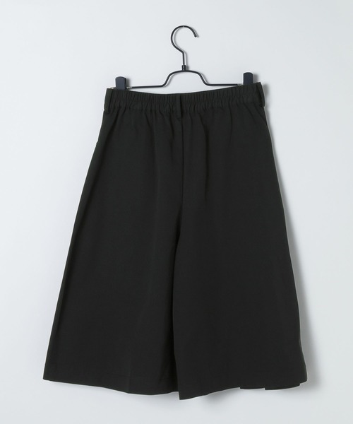 JEANASIS（ジーナシス）の「タックプリーツハーフパンツ/657335（その他パンツ・レディース・ブラック/ベージュ・FREE）」の3枚目の写真