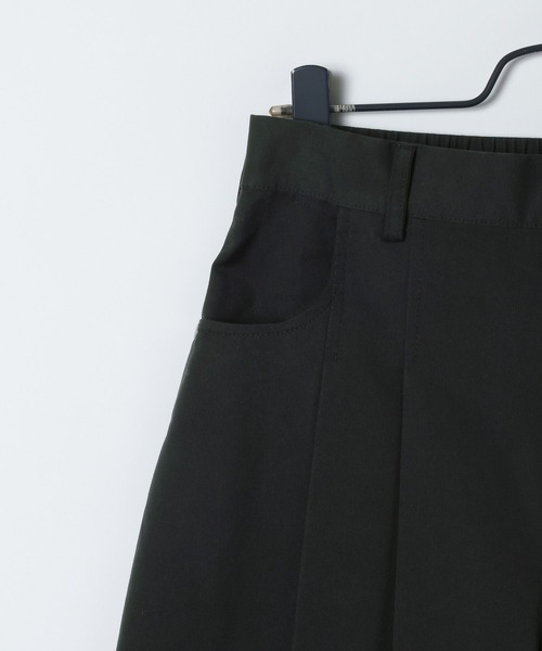 JEANASIS（ジーナシス）の「タックプリーツハーフパンツ/657335（その他パンツ・レディース・ブラック/ベージュ・FREE）」の5枚目の写真