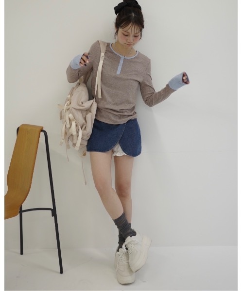 JUMELLE（ジュメロ）の「ヘンリーネックバイカラートップ（Tシャツ/カットソー・レディース・グレー/ブラウン・MEDIUM）」の4枚目の写真