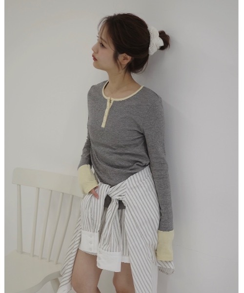 JUMELLE（ジュメロ）の「ヘンリーネックバイカラートップ（Tシャツ/カットソー・レディース・グレー/ブラウン・MEDIUM）」の21枚目の写真