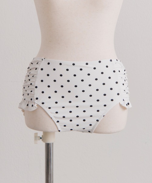 OLIVE des OLIVE（オリーブデオリーブ）の「アメスリワンピースswimwear（水着・レディース・オフホワイト/ブラック・FREE）」の14枚目の写真