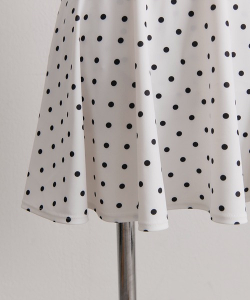 OLIVE des OLIVE（オリーブデオリーブ）の「アメスリワンピースswimwear（水着・レディース・オフホワイト/ブラック・FREE）」の13枚目の写真