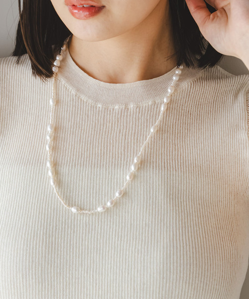 in mood(インムード)の「in mood/インムード BABY&RICEPRL 60cm necklace(ネックレス・レディース・ホワイト・FREE)」の2枚目の写真