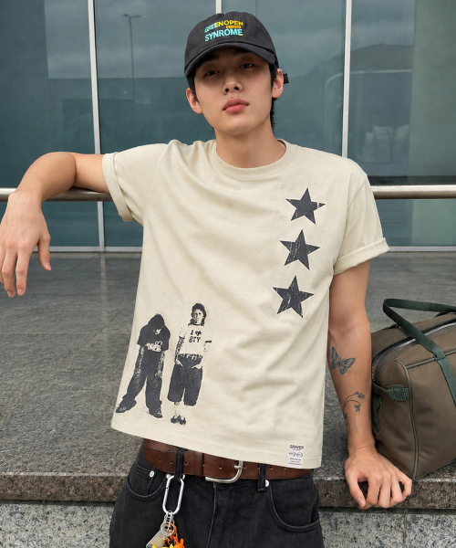 GRAVER（グレーバー）の「[ユニセックス]STAR3 半袖Tシャツ_7カラー（Tシャツ/カットソー・レディース・ブラック/ホワイト/ベージュ/ライトグレー/チャコールグレー/コバルトブルー/ネイビー/ダークグレー/ブラック系その他・MEDIUM/SMALL/LARGE/X-LARGE）」の10枚目の写真