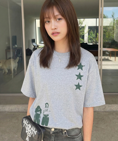 GRAVER（グレーバー）の「[ユニセックス]STAR3 半袖Tシャツ_7カラー（Tシャツ/カットソー・レディース・ブラック/ホワイト/ベージュ/ライトグレー/チャコールグレー/コバルトブルー/ネイビー/ダークグレー/ブラック系その他・MEDIUM/SMALL/LARGE/X-LARGE）」の18枚目の写真