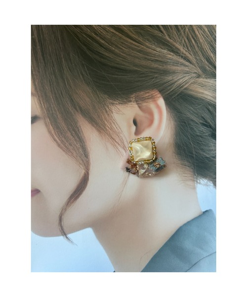 tone（トーン）の「【Lily accessory】レトロインド刺繡ピアス(MA)（ピアス（両耳用）・レディース・ピンク・FREE）」の2枚目の写真