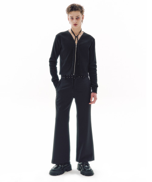 TRIPSHOP(トリップショップ)の「リベットラインブーツカットスラックス(スラックス・レディース・ブラック・SMALL/MEDIUM/LARGE)」の6枚目の写真