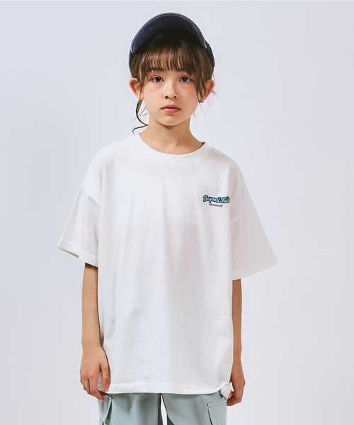 minimal(ミニマル)の「バックワッペンルーズ半袖Tシャツ(Tシャツ/カットソー・キッズ・ブルー/オフホワイト/チャコール・140cm/130cm/120cm/110cm/100cm/90cm)」の4枚目の写真