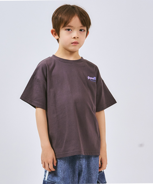 minimal(ミニマル)の「バックワッペンルーズ半袖Tシャツ(Tシャツ/カットソー・キッズ・ブルー/オフホワイト/チャコール・140cm/130cm/120cm/110cm/100cm/90cm)」の6枚目の写真