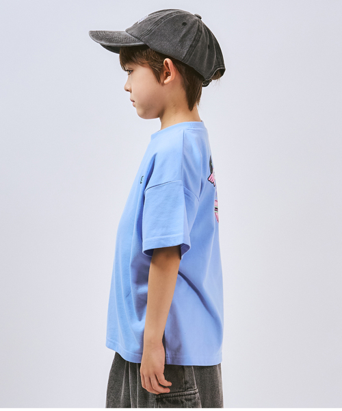 minimal(ミニマル)の「バックワッペンルーズ半袖Tシャツ(Tシャツ/カットソー・キッズ・ブルー/オフホワイト/チャコール・140cm/130cm/120cm/110cm/100cm/90cm)」の8枚目の写真