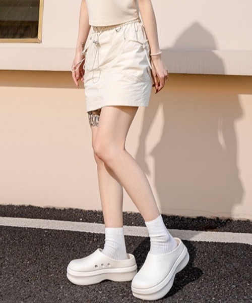 yuue' ( wear )（ユーイ）の「厚底クロッグシューズ/ボリュームサボサンダル（スリッポン・レディース・ブラック/ホワイト/ベージュ・L/M）」の9枚目の写真