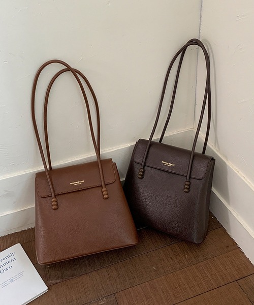 LA VORAGINE（ラ ヴォラジネ）の「ヴィンテージ レザータッチトート 大容量 シンプル 通勤用（トートバッグ・レディース・ブラウン/ブラック/モカ/オフホワイト・FREE）」の15枚目の写真