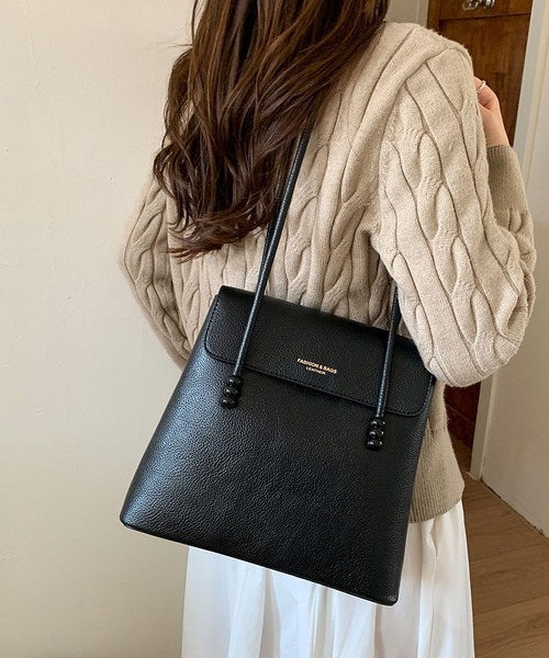 LA VORAGINE（ラ ヴォラジネ）の「ヴィンテージ レザータッチトート 大容量 シンプル 通勤用（トートバッグ・レディース・ブラウン/ブラック/モカ/オフホワイト・FREE）」の10枚目の写真