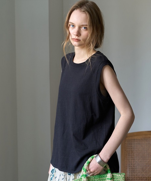 RNA-N(アールエヌエーエヌ)の「M2660 COTTON/HEMPタンク(Tシャツ/カットソー・レディース・キナリ/ブラック/オフホワイト・FREE)」の1枚目の写真