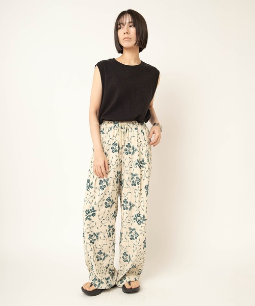 RNA-N(アールエヌエーエヌ)の「M2660 COTTON/HEMPタンク(Tシャツ/カットソー・レディース・キナリ/ブラック/オフホワイト・FREE)」の7枚目の写真