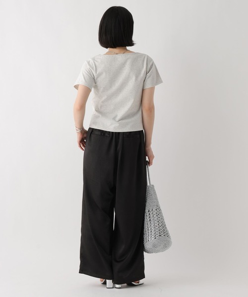 BAYFLOW（ベイフロー）の「[WEB限定]機能性コンパクトベーシックTEE（Tシャツ/カットソー・レディース・ライトグレー/ネイビー/ベージュ/ブラック/オフホワイト・MEDIUM/LARGE）」の18枚目の写真
