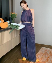 ストライプクロップドトップス × ハイウエストタックワイドパンツ セットアップ