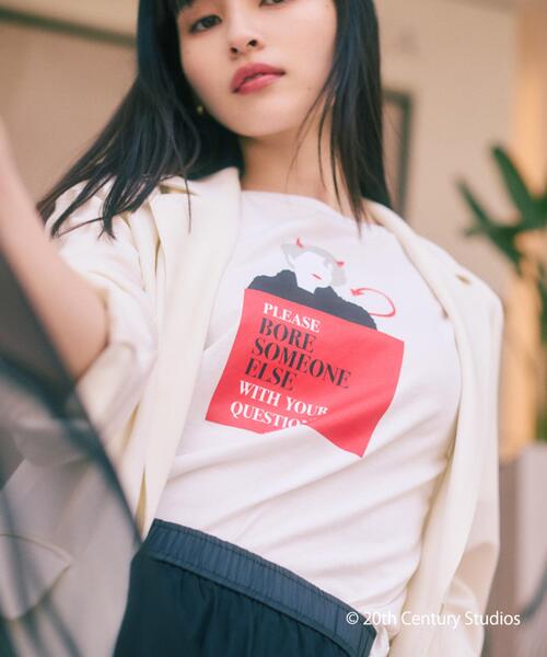 PROPORTION BODY DRESSING(プロポーションボディドレッシング)の「【プラダを着た悪魔コラボ】フロントプリントTシャツ / 1216160505(Tシャツ/カットソー・レディース・ブラウン系その他/ホワイト/ダークグレー・FREE)」の2枚目の写真