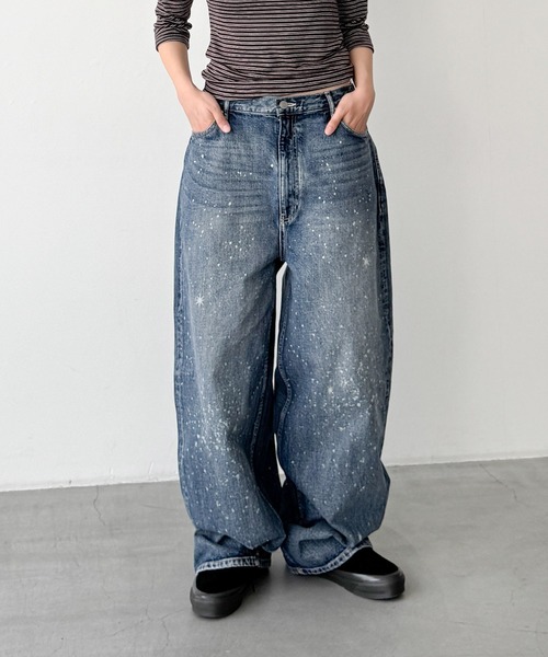 CANAL JEAN(キャナルジーン)の「SUPERTHANKS スペースデニムバレルレッグジーンズ(デニムパンツ・レディース・ブルー・SMALL)」の1枚目の写真