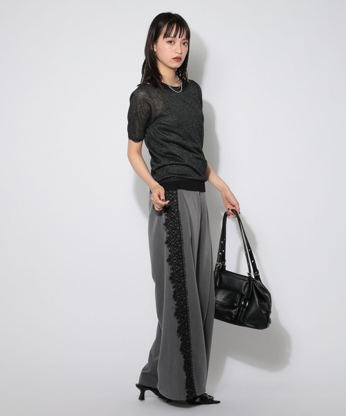 PAGEBOY(ページボーイ)の「【レイヤード自在】シアーオフショル×タンクSET(Tシャツ/カットソー・レディース・ブルー/ブラック・FREE)」の6枚目の写真