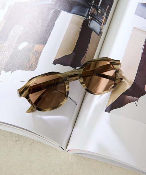 ear PAPILLONNER(イアパピヨネ)の「【A.KJAERBEDE(エキアビド)】ZAN26SS/サングラス(その他雑貨・レディース・ブラック/グレイッシュベージュ・FREE)」の19枚目の写真