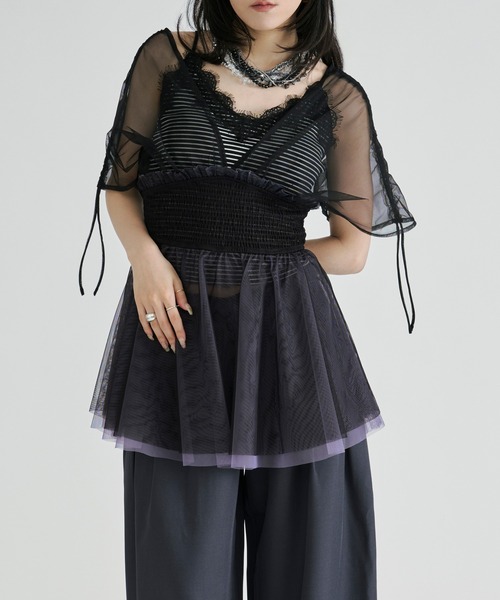 Ezick(エジック)の「2way layered tulle tops/2wayシャーリングチュールトップス(その他トップス・レディース・ネイビー/ブラック・FREE)」の5枚目の写真