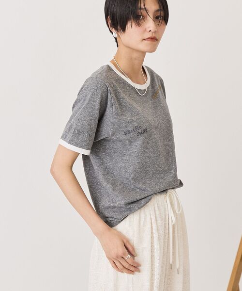 AMERICAN HOLIC(アメリカンホリック)の「ランダムロゴ刺繍リンガーTシャツ(Tシャツ/カットソー・レディース・ミント/ホワイト/チャコールグレー・M/L)」の19枚目の写真