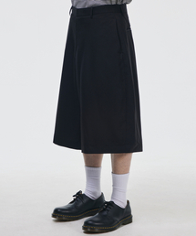 SIGNATURE（シグネチャ）の「ノータックワイドバミューダスラックス[ブラック]（その他パンツ）」