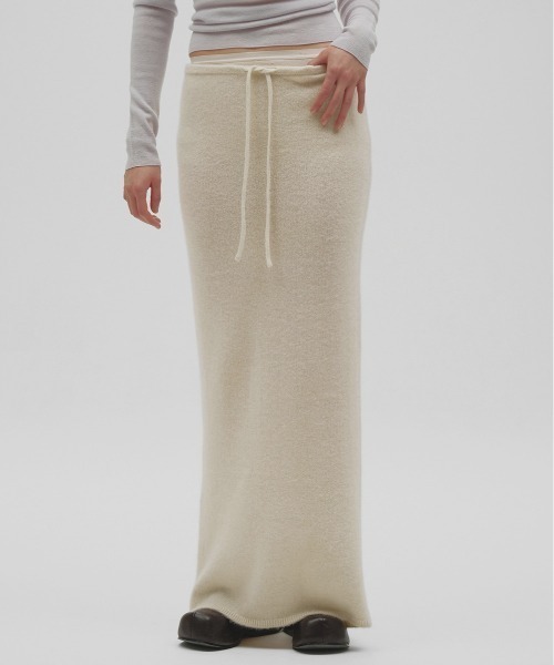 TODAYFUL（トゥデイフル）の「Fox Wool Pencil Skirt（デニムパンツ・レディース・ブラック/グレー/キナリ・38inch/36inch）」の2枚目の写真