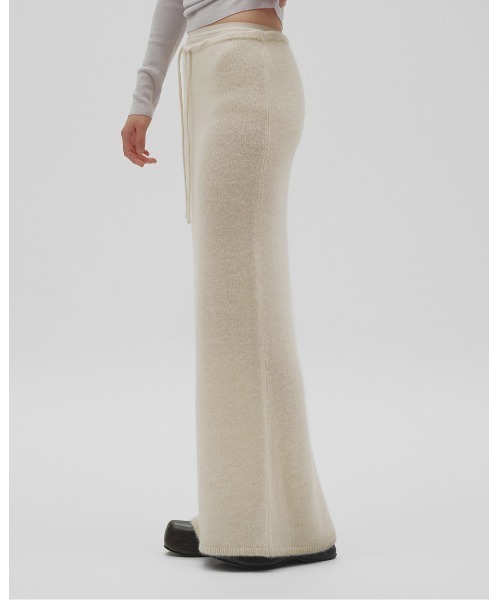TODAYFUL（トゥデイフル）の「Fox Wool Pencil Skirt（デニムパンツ・レディース・ブラック/グレー/キナリ・38inch/36inch）」の16枚目の写真