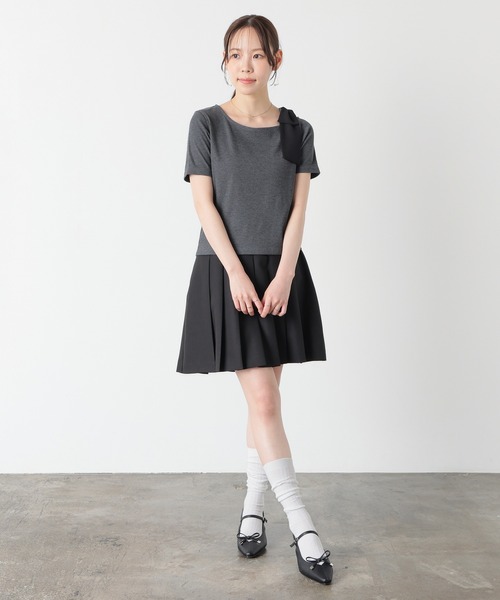 Honeys(ハニーズ)の「【ハニさら・接触冷感・UVカット】肩リボンワンショルトップス(Tシャツ/カットソー・レディース・ネイビー/アイボリー/ブラウン/ヘザーチャコール・S/M/L)」の12枚目の写真