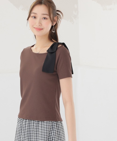 Honeys(ハニーズ)の「【ハニさら・接触冷感・UVカット】肩リボンワンショルトップス(Tシャツ/カットソー・レディース・ネイビー/アイボリー/ブラウン/ヘザーチャコール・S/M/L)」の17枚目の写真