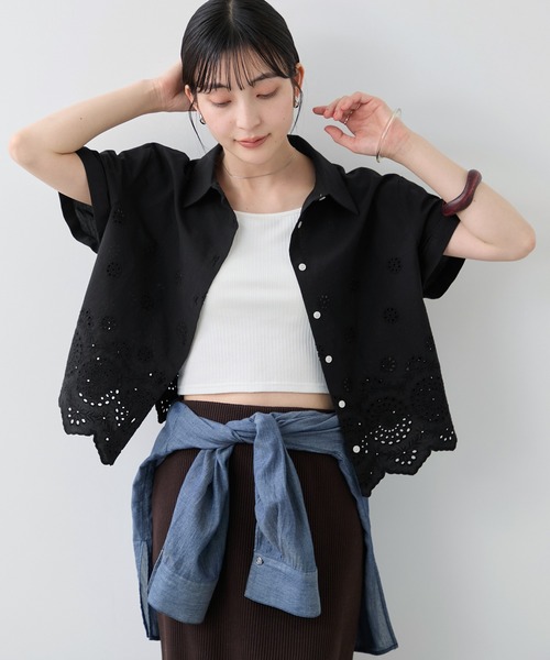 VIS(ビス)の「カットワークハーフスリーブシャツ(シャツ/ブラウス・レディース・ブラック/オフホワイト/サックスブルー・FREE)」の22枚目の写真