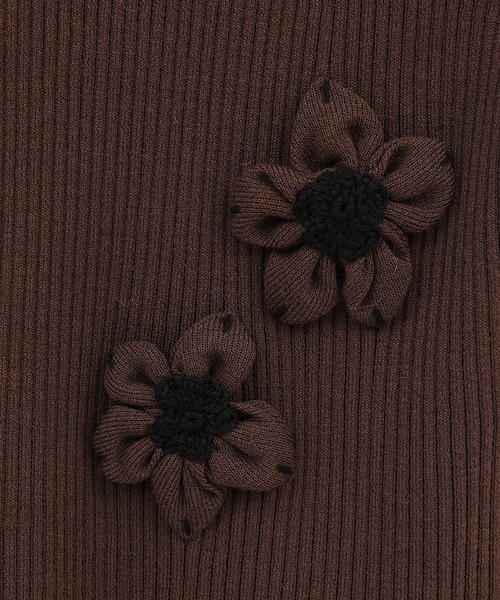 CLANE(クラネ)の「【CLANE】FLOWER MOTIF CAMI KNIT TOPS フラワータンクトップ/クラネ(ニット/セーター・レディース・アイボリー/ブラウン/ブラック・1)」の19枚目の写真
