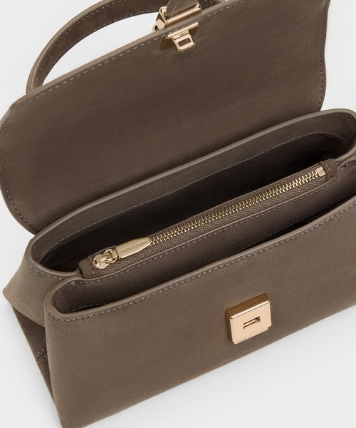 CHARLES & KEITH(チャールズ & キース)の「Adalyn アダリン トップハンドルバッグ(ハンドバッグ・レディース・レディッシュグレー・S)」の5枚目の写真
