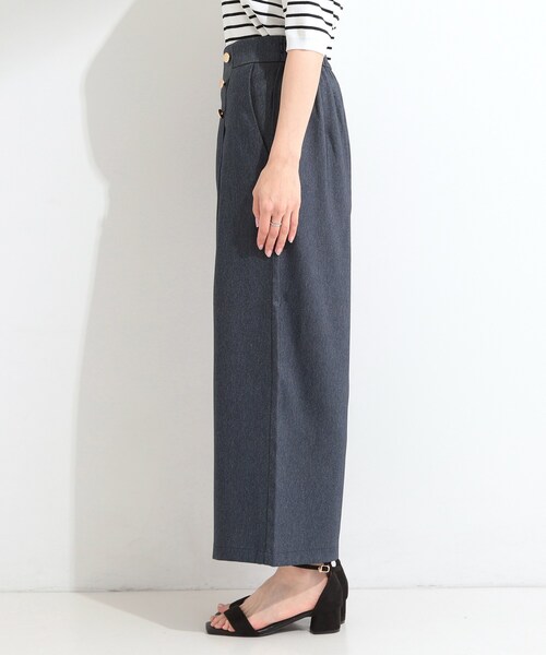 SHOO・LA・RUE(シューラルー)の「【S-LL/洗濯機可】金ボタンがアクセント デニム調ワイドパンツ(その他パンツ・レディース・ネイビー/ブラック/ブルー・04/03/02/01)」の9枚目の写真