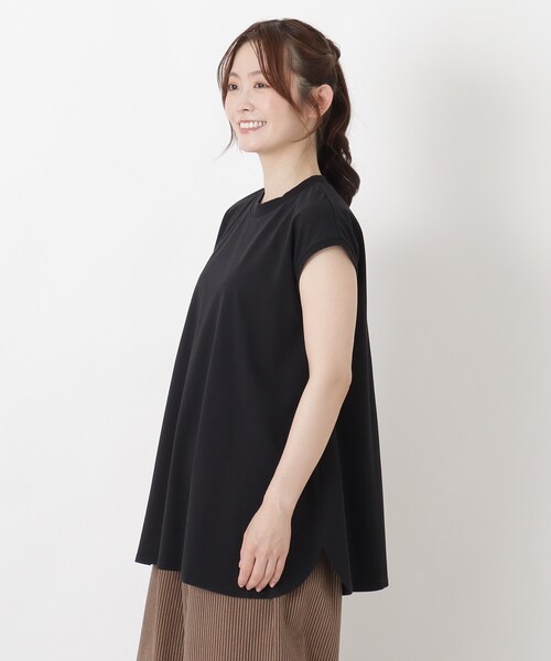 one'sterrace(ワンズテラス)の「【ひんやり】接触冷感 フレンチスリーブフレアプルオーバー(Tシャツ/カットソー・レディース・アイボリー系8/ブラック系8/ブルー系その他7・02)」の2枚目の写真